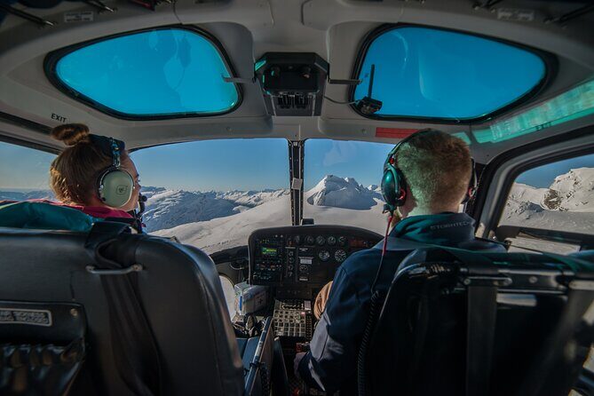 Queenstown: Pilot's Choice Helicopter Flight with alpine landing - Whats Praised Most in Reviews?