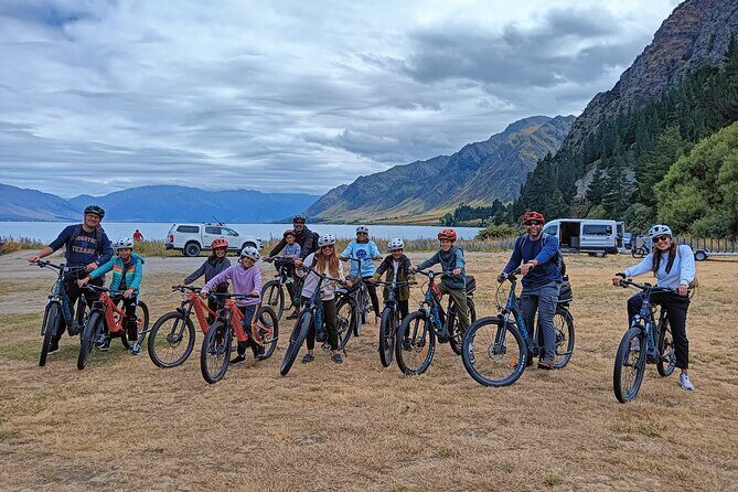 Queenstown - Private Family Group Bike Tour, Up to 11 E-bikes - The Experience on the Day