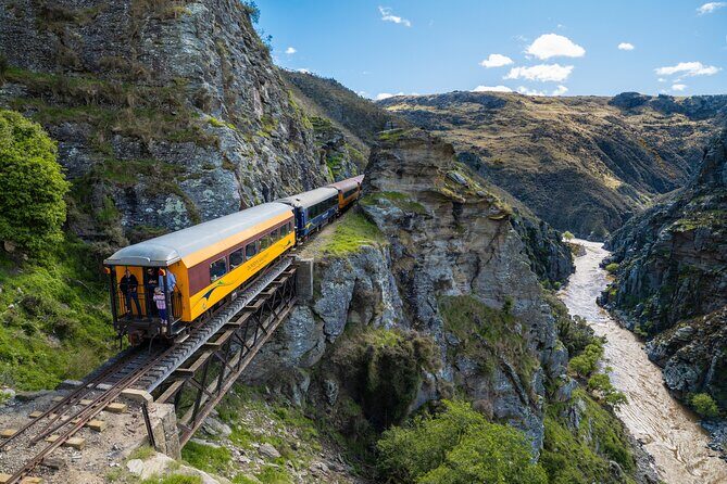 Queenstown to Dunedin with Taieri Gorge Train One-Way Tour - FAQ