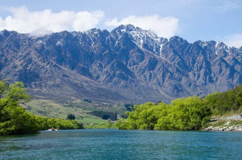 Queenstown to Franz Josef Tour via Wnaka (One-Way) - An In-Depth Look at the Queenstown to Franz Josef Tour