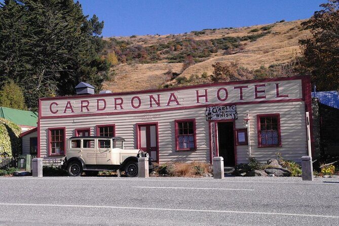 Queenstown to Wanaka Small-Group Tour (one-way) - Key Points