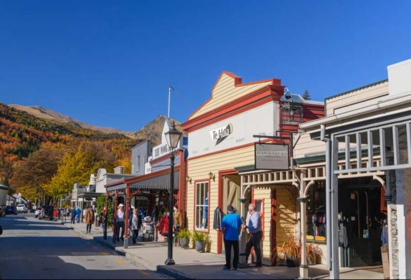 Queenstown: Wanaka & Arrowtown Guided Private Day Tour - Who Should Consider This Tour?