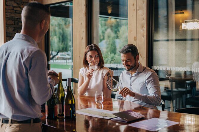 Queenstown Wine & Food Tour: Scenery, Tastings & Delicious Lunch! - An Authentic Taste of Queenstown’s Wine Country