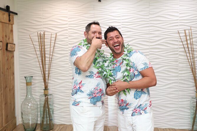 Quickie Sign and Go Wedding at Hawaiian Wedding Chapel - Who Is This Experience Best For?