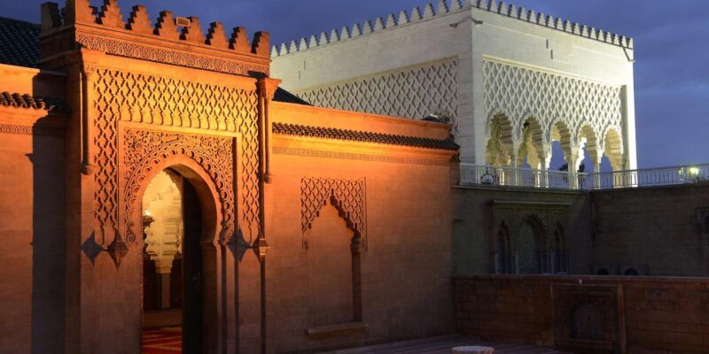 Rabat: Night Tour with traditional Moroccan Dinner - Who Is This Tour Best For?