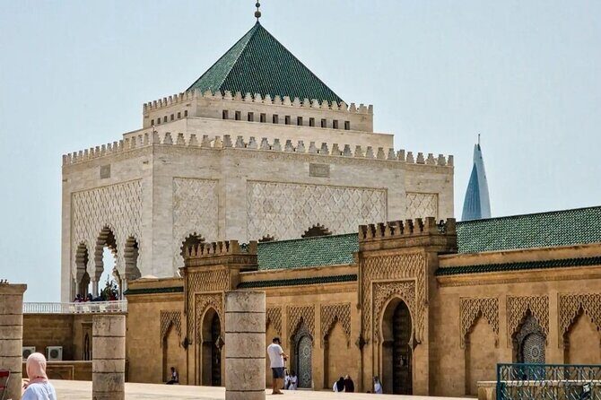 Rabat tour ;Small Group Guided Walking tour in the City of Light - Exploring Rabat with a Guided Walking Tour: An Honest Look