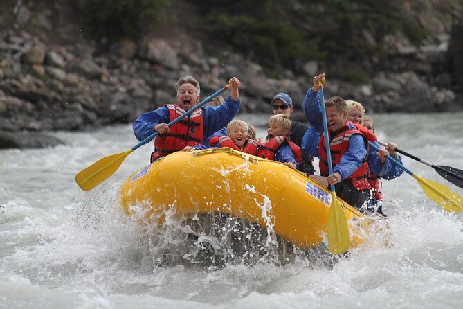Rafting on Athabasca River Mile 5 in Jasper - A Deep Dive into the Athabasca River Mile 5 Rafting Tour