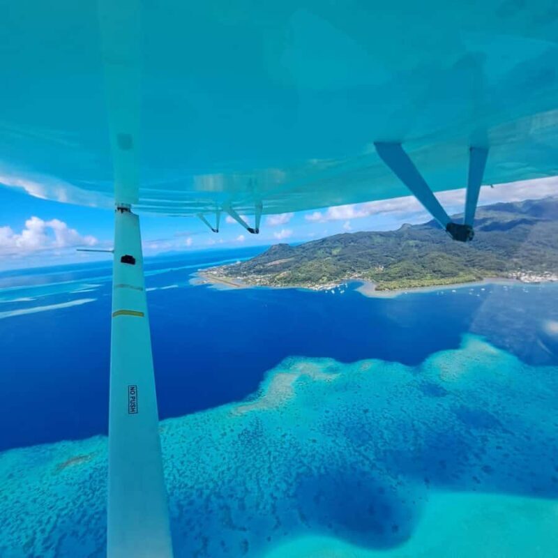 Raiatea: Bora Bora and Taha'a Private Scenic Flight one hour - Who Will Love This Experience?