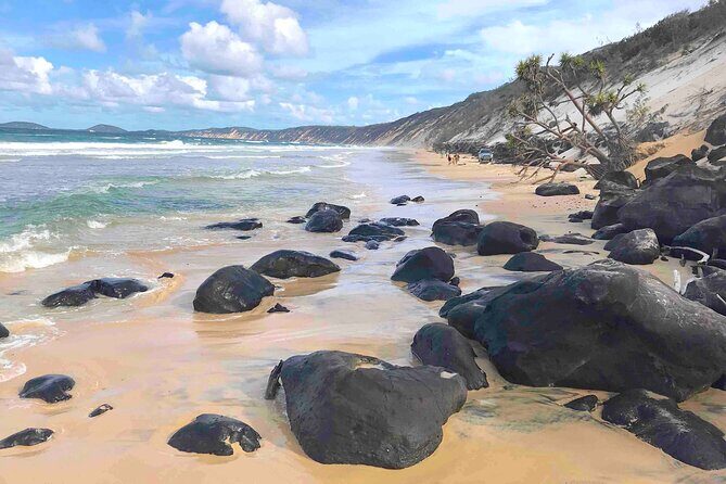 Rainbow Beach Private Tour with Lunch, Carlo Sandblow & Cooloola - Is the Price Worth It?