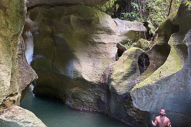 Rainforest Caves and Waterfalls Exploration with Transportation - Introduction to the Experience