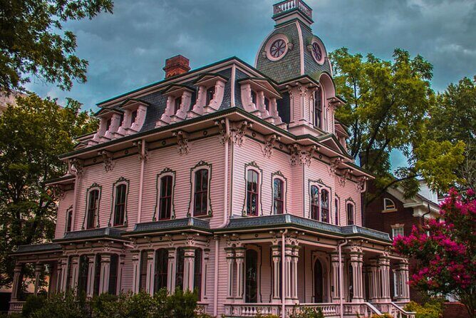 Raleigh Historian-Guided Downtown Walking Tour - The Experience in Detail