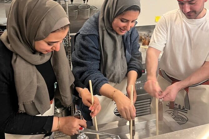 Ramen Cooking Class at Lake Kawaguchiko (Short Course) - A Close Look at the Ramen Making Experience