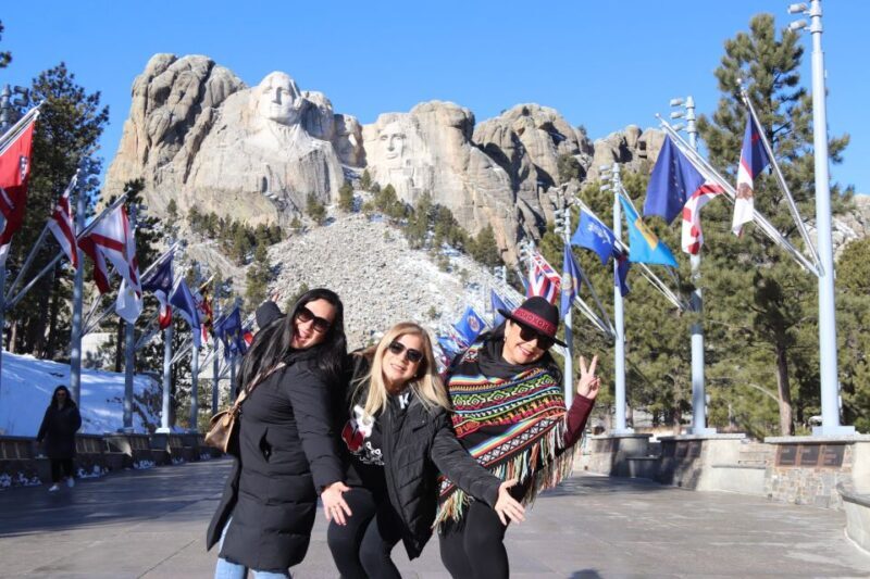 Rapid City: Black Hills Parks, Monuments & Mount Rushmore - Exploring the Black Hills in Comfort and Style