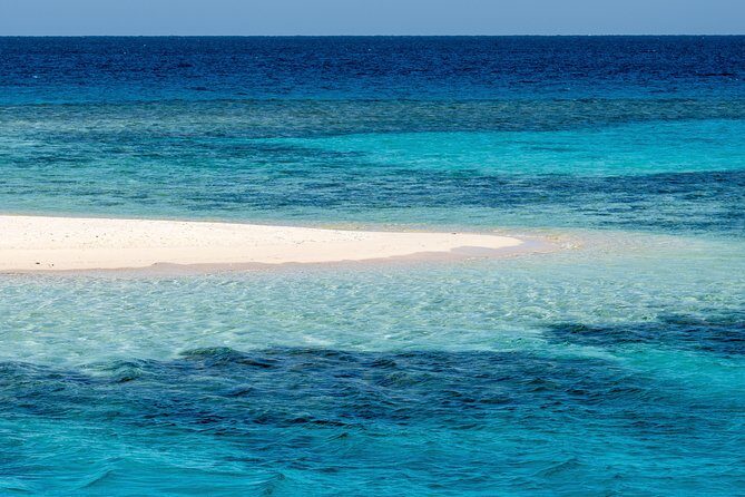 Ras Mohammed & White Island boat trip incl lunch and entrance fee - FAQs