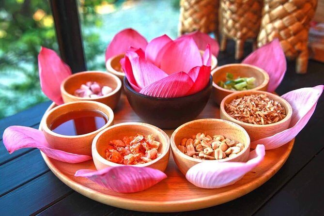 Red Lotus garden market with Thai culture halfday tour - The Sum Up