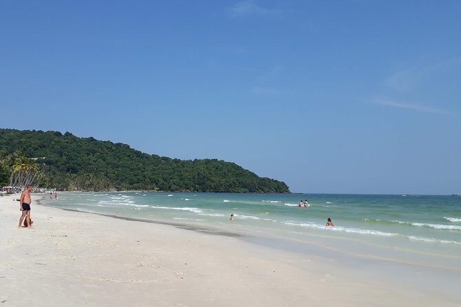 RED RIVER TOUR (Private Tour): LAND ISLAND TOUR AROUND THE SOUTH - Spiritual Tranquility: Ho Quoc Pagoda