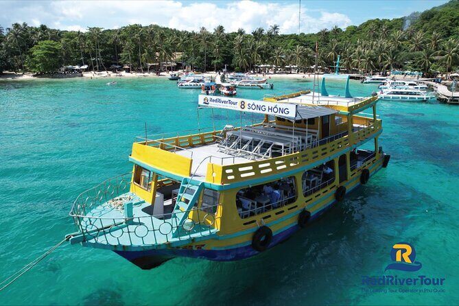 RED RIVER TOUR (Share group): DISCOVERY 3 ISLANDS BY BOAT - Transportation and Group Size: Why It Matters
