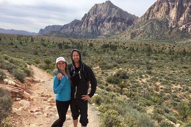 Red Rock Canyon Hike with Transport from Las Vegas - Authenticity and Crowd Levels