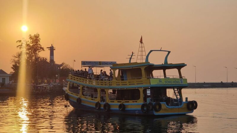 RedRiverTours - Enjoying Sunset & Night Squid Fishing - The Authenticity and Value of the Tour