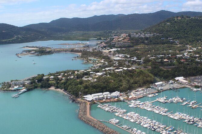 Reef & Whitehaven Spectacular - 60 Minute Helicopter Tour - An In-Depth Look at the Helicopter Experience