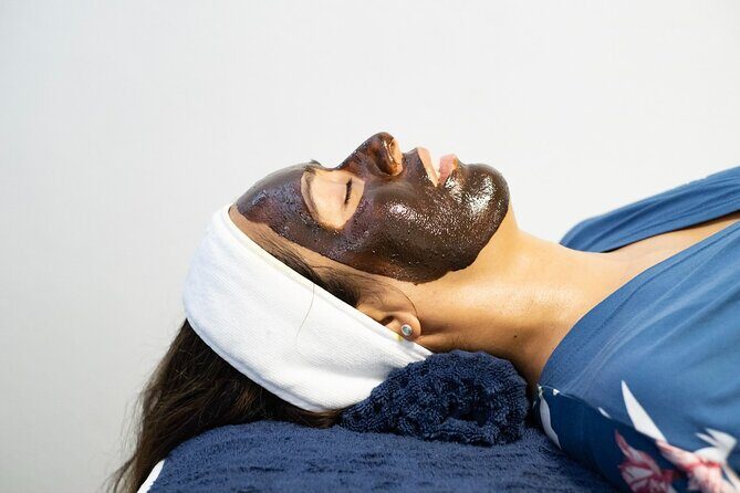 Rejuvenating Facial in Local Spa Room - A Closer Look at the Experience