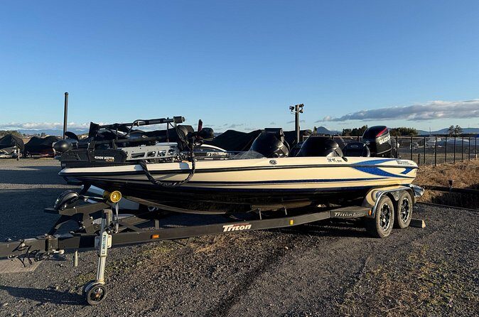 Relaxed 4 hour bass fishing experience at Lake Biwa for 3 people - Who Will Enjoy This Experience?