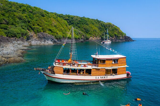 Relaxing Day with Snorkeling - Away From The Crowds - A Closer Look at the Experience
