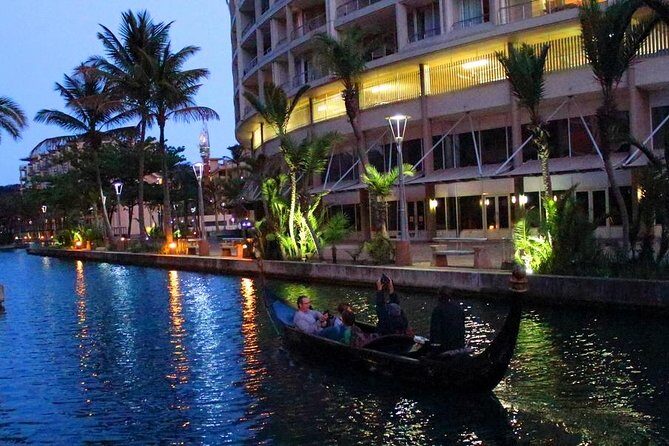 Relaxing Gondola Boat Ride on the Durban Point Waterfront Canal - Authentic Perspectives from Travelers