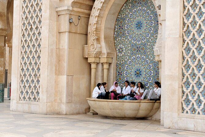 Religious Casablanca: Private Spiritual Tour Including Hassan II Mosque Visit - Notre Dame de Lourdes: A European Touch