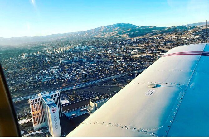 Reno/Tahoe Airplane Flight - An In-Depth Look at the Reno/Tahoe Airplane Flight Experience