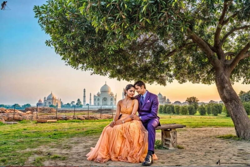 Rent a sari or kurta pajama for Taj Mahal visit & picture - An In-Depth Look at the Sari and Kurta Pajama Experience
