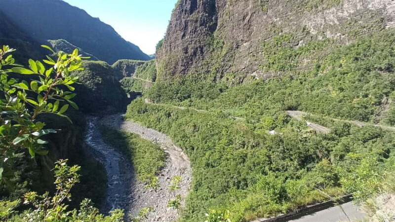Reunion Island: Cilaos Sightseeing tour with driver guide - A Scenic Day in Réunion: The Cilaos Tour Experience