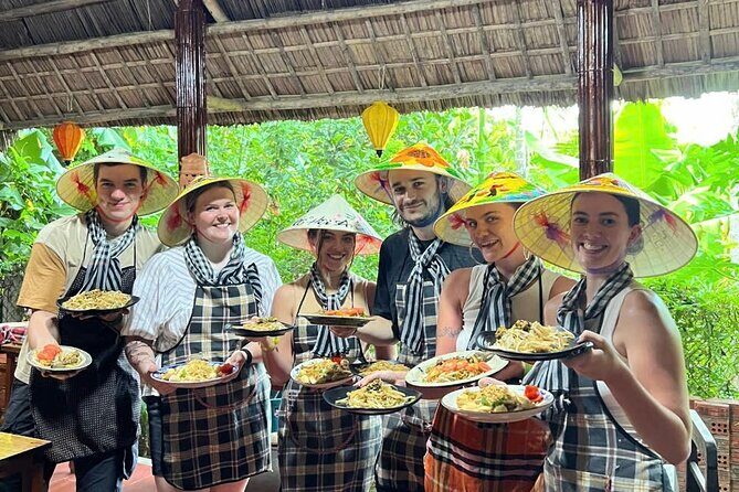 RICE PAPER Noodle Making Experience & Hoi An Cooking Class Class - A Closer Look at the Tour Experience