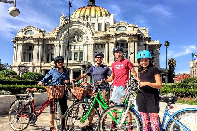 Ride Mexico City Historic Center, highlights w/ taco stop - The Bike, the Sites, and the Overall Experience
