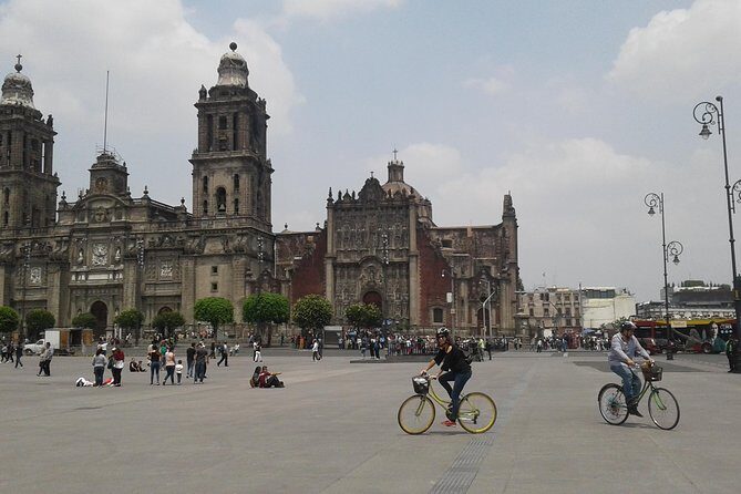 Ride Mexico City Historic Center, highlights w/ taco stop - Who Should Take This Tour?