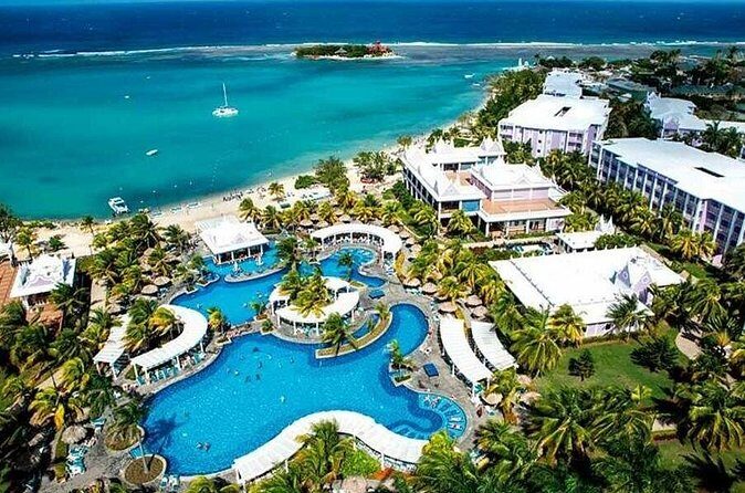 Riu Montego Bay Resort Airport Transfer - What to Expect from the Riu Montego Bay Resort Airport Transfer