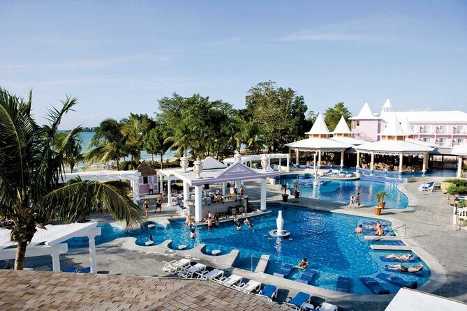 Riu Palace Tropical Bay Resort Private Airport Transfer - An In-Depth Look at the Riu Palace Tropical Bay Resort Private Airport Transfer