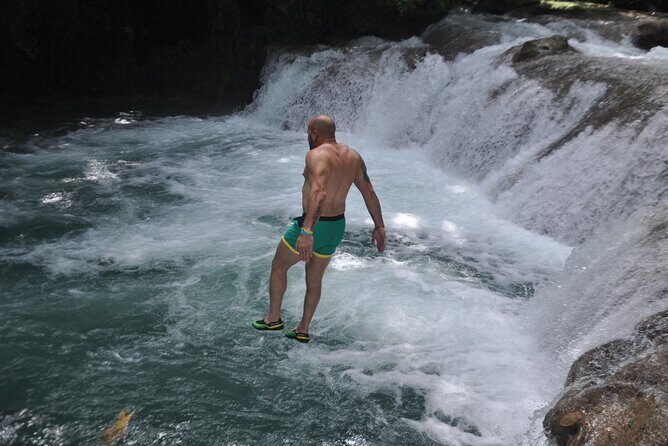 River Tubing, Horseback Riding and Blue Hole from Montego Bay - FAQ