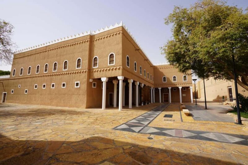 Riyadh: Private City Full-Day Guided Tour with Transport - Key Points