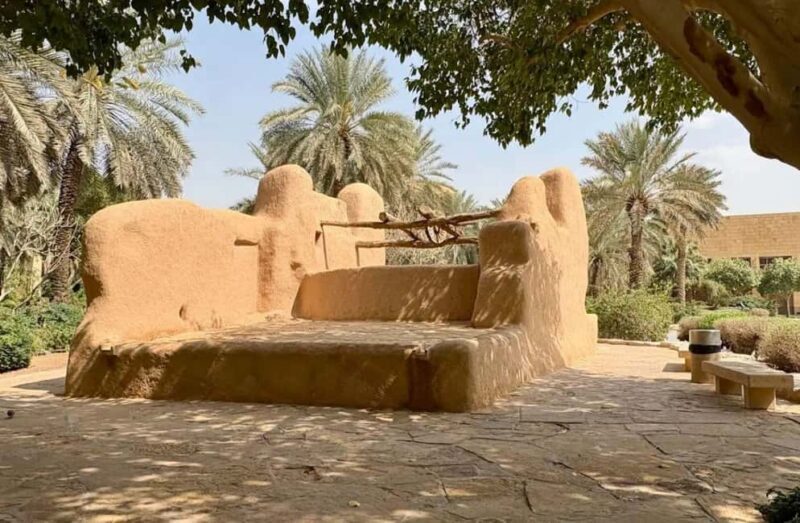 Riyadh Private Full or Half-Day City Tour with Kingdom Tower - Key Points