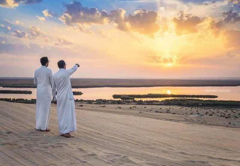 Riyadh: Private Tour to the Yellow Lake and Sand Dunes - Key Points