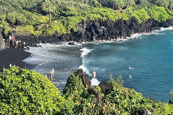 Road To Hana Black Sand Beach Waterfalls & Turtles Tour - An In-Depth Look at the Tour