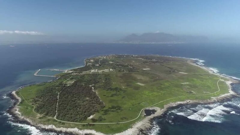 Robben Island and Table Mountain full-day tour in Cape Town - Authentic Perspectives from Travelers
