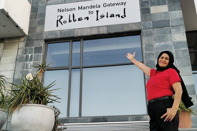 Robben Island & City stops.We confirm tickets by 8h00 am next day - A Deep Dive into the Itinerary and Experience