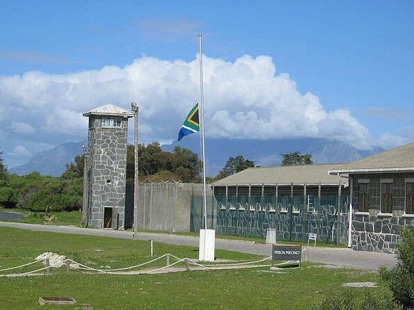 Robben Island Prison Museum Table Mountain Bo-Kaap All Tickets Included Full Day - A Deep Dive into the Tour Experience