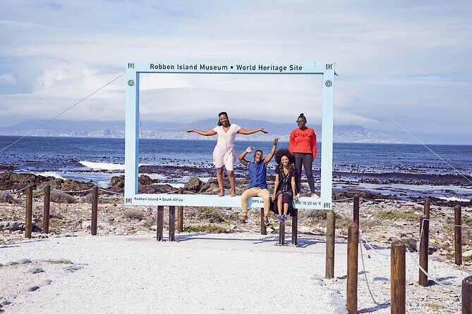 Robben Island Ticket & Cape Town Essential Museum tour including Zeitz MOCAA - FAQ