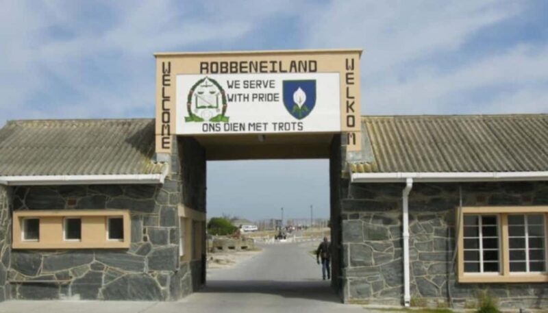 Robben Island&Long Walk to Freedom Tour.All Tickets included - A Deep Dive into the Experience