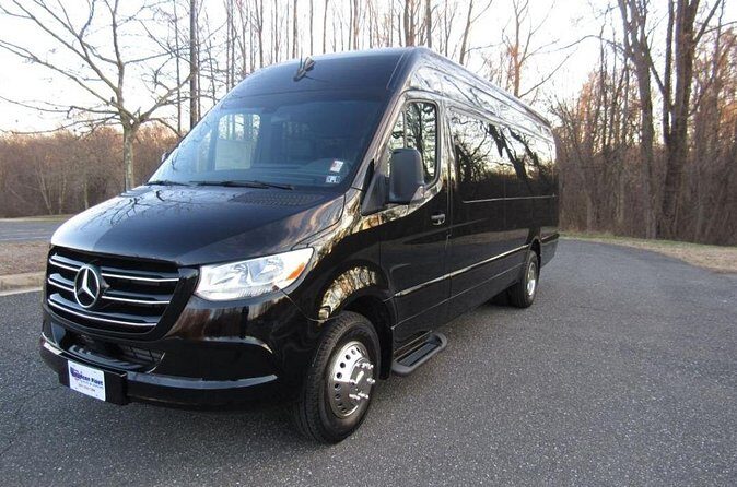 Roberts Transportation Luxury shuttle and sightseeing tour - The Cost and Value