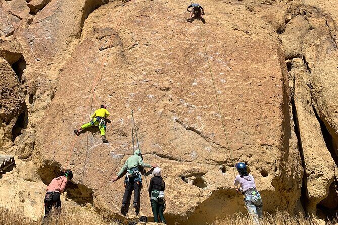 Rock Climbing Day Trip at Smith Rock State Park - Key Points