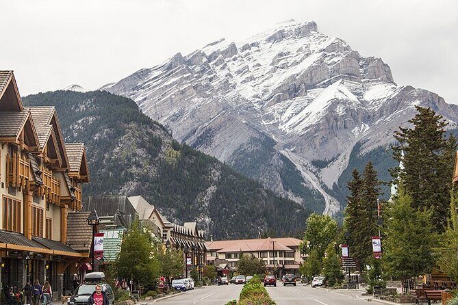 Rocky Mountains Jasper and Banff Tour 5 day - Starting Point and First Day: Vancouver to Clearwater and Waterfalls